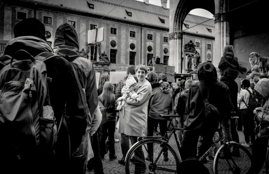002_190426_fridaysforfuture-0087-2