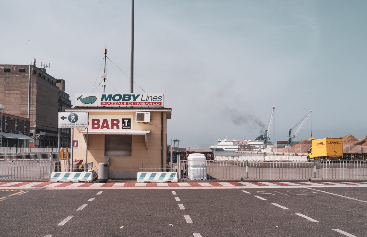 Hafenanlage vor der Fähranlegestelle